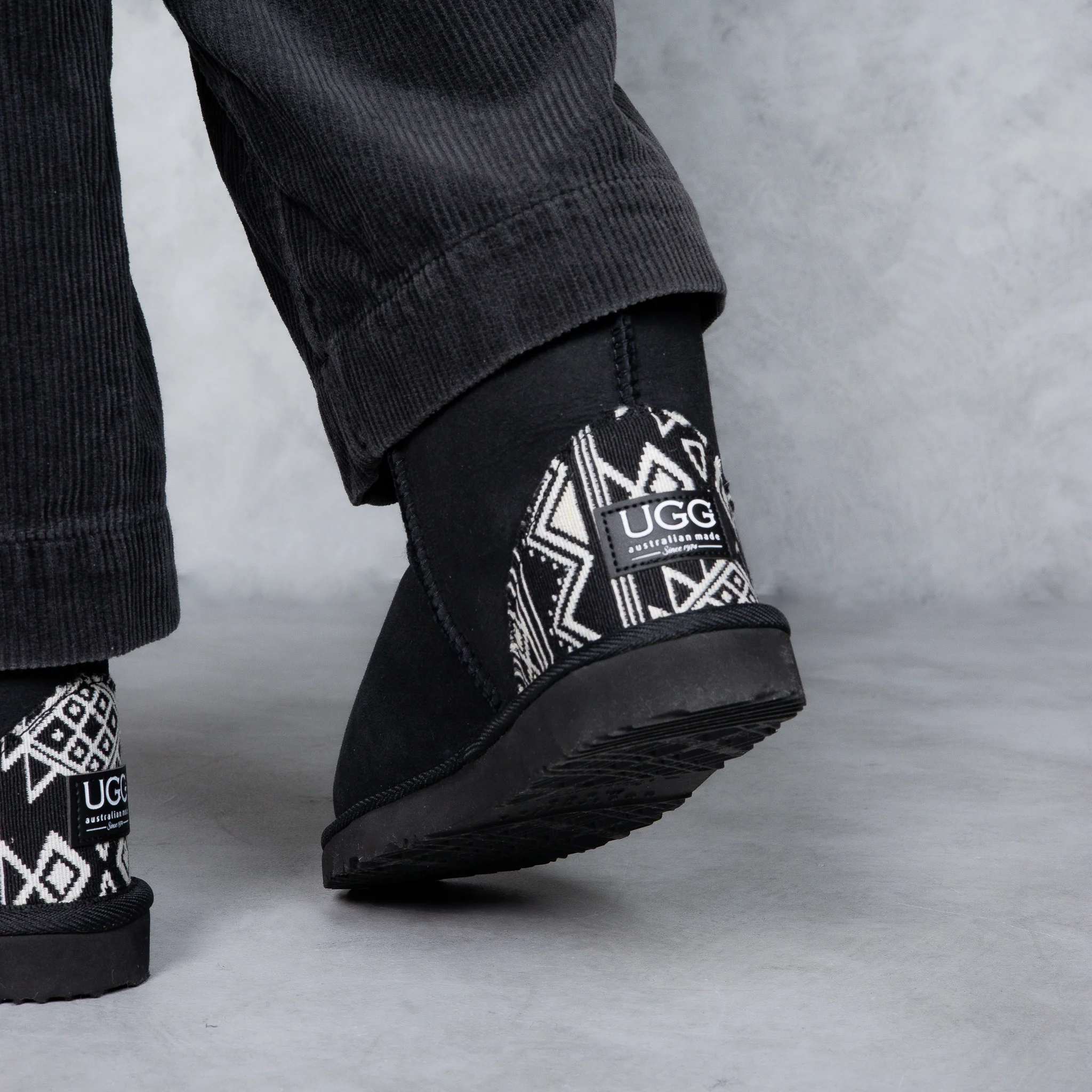 Women's Classic Mid Aztec - Image 2