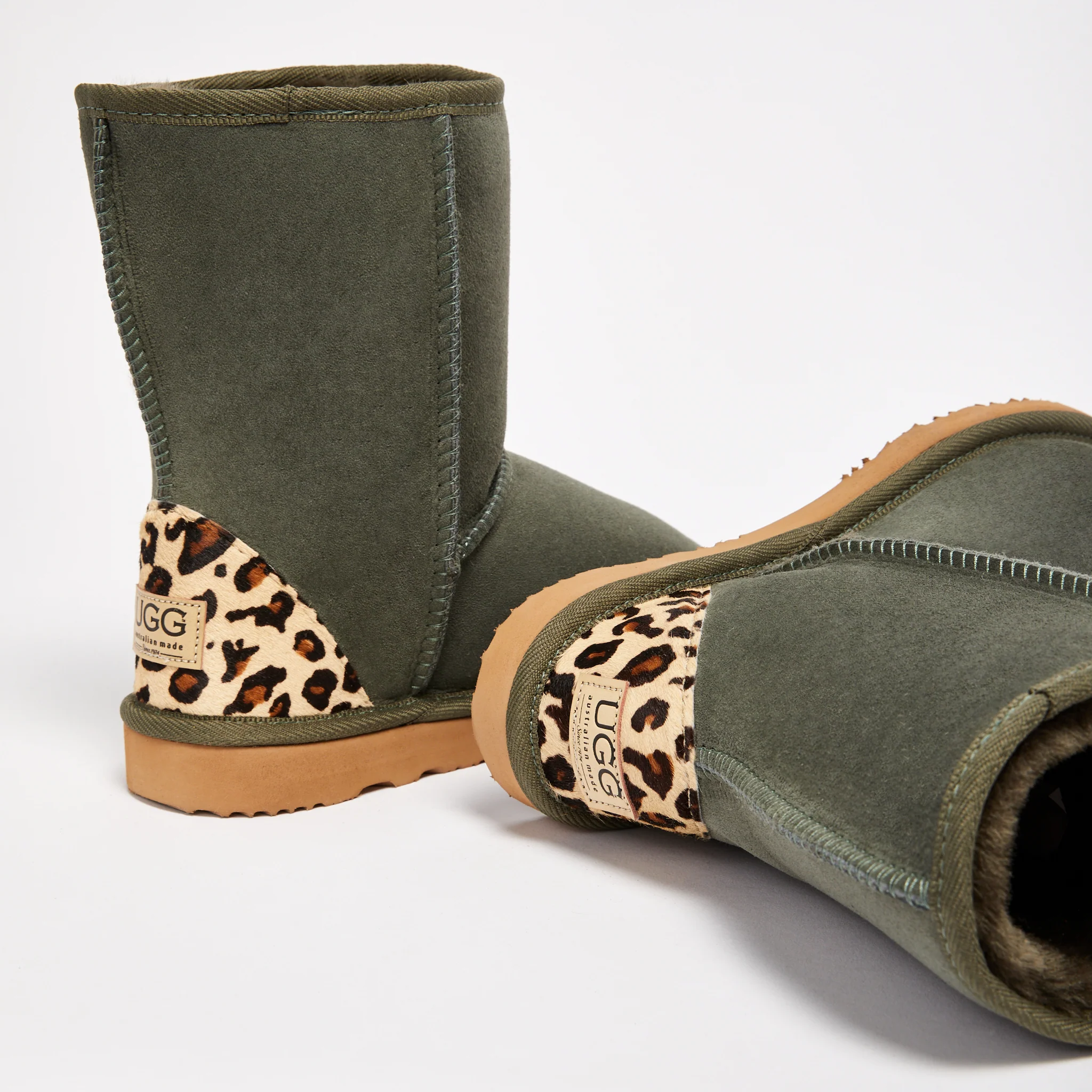 Women's Classic Mid Leopard - Image 5