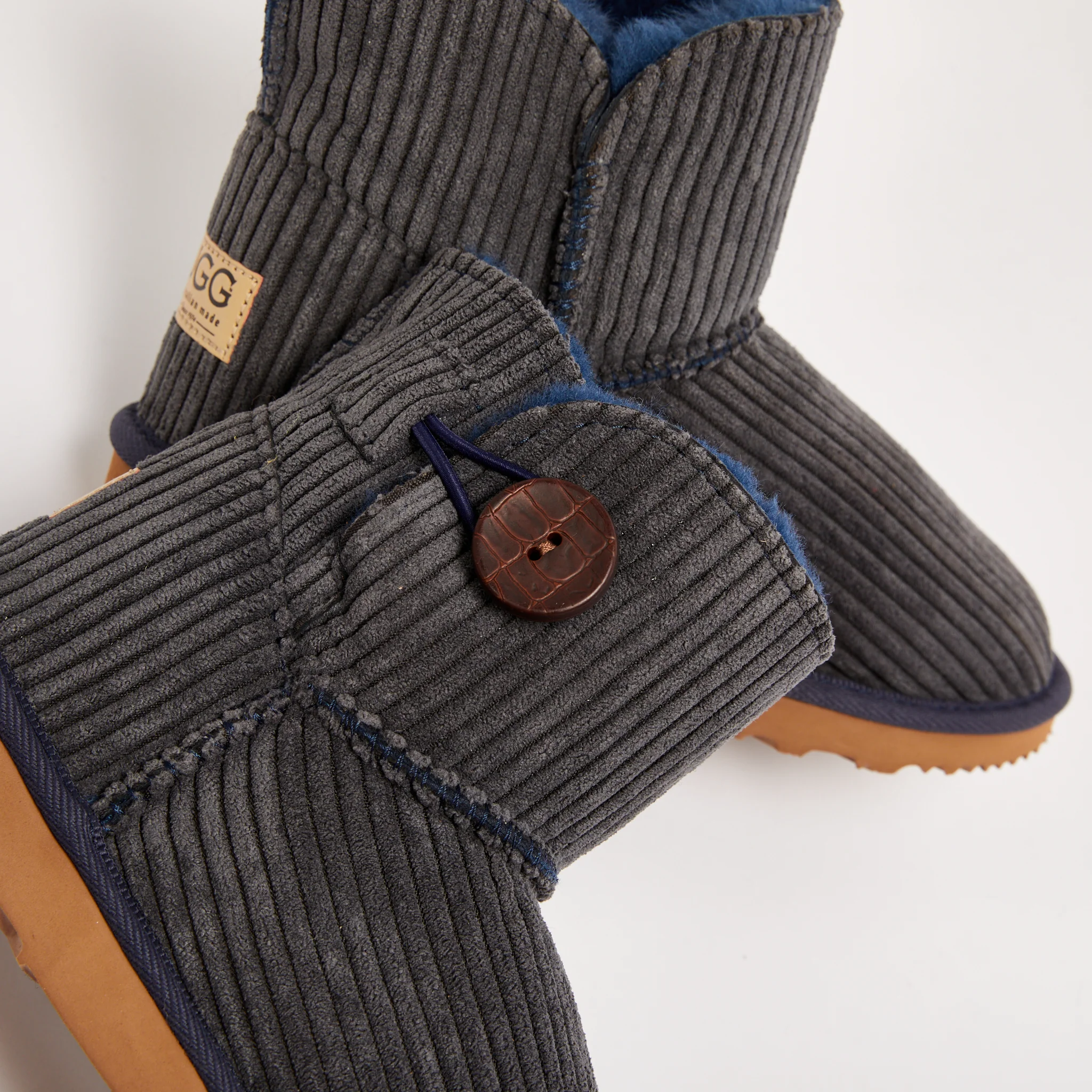 Women's Corduroy Burleigh Button Mini - Image 17