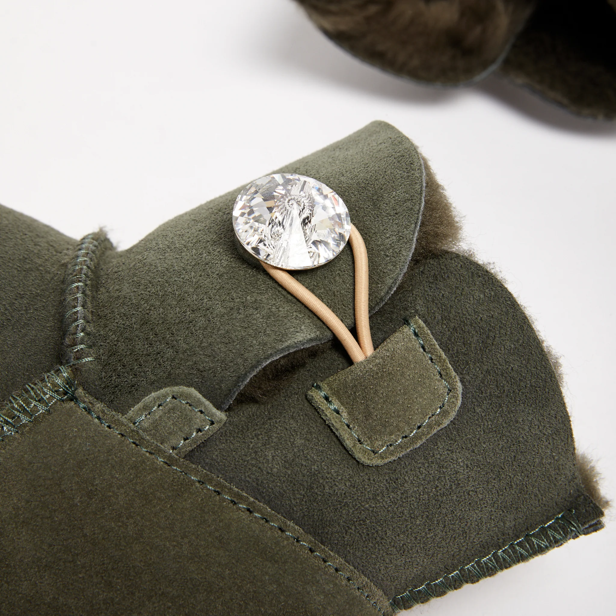 Women's Luxe Mid - Image 18