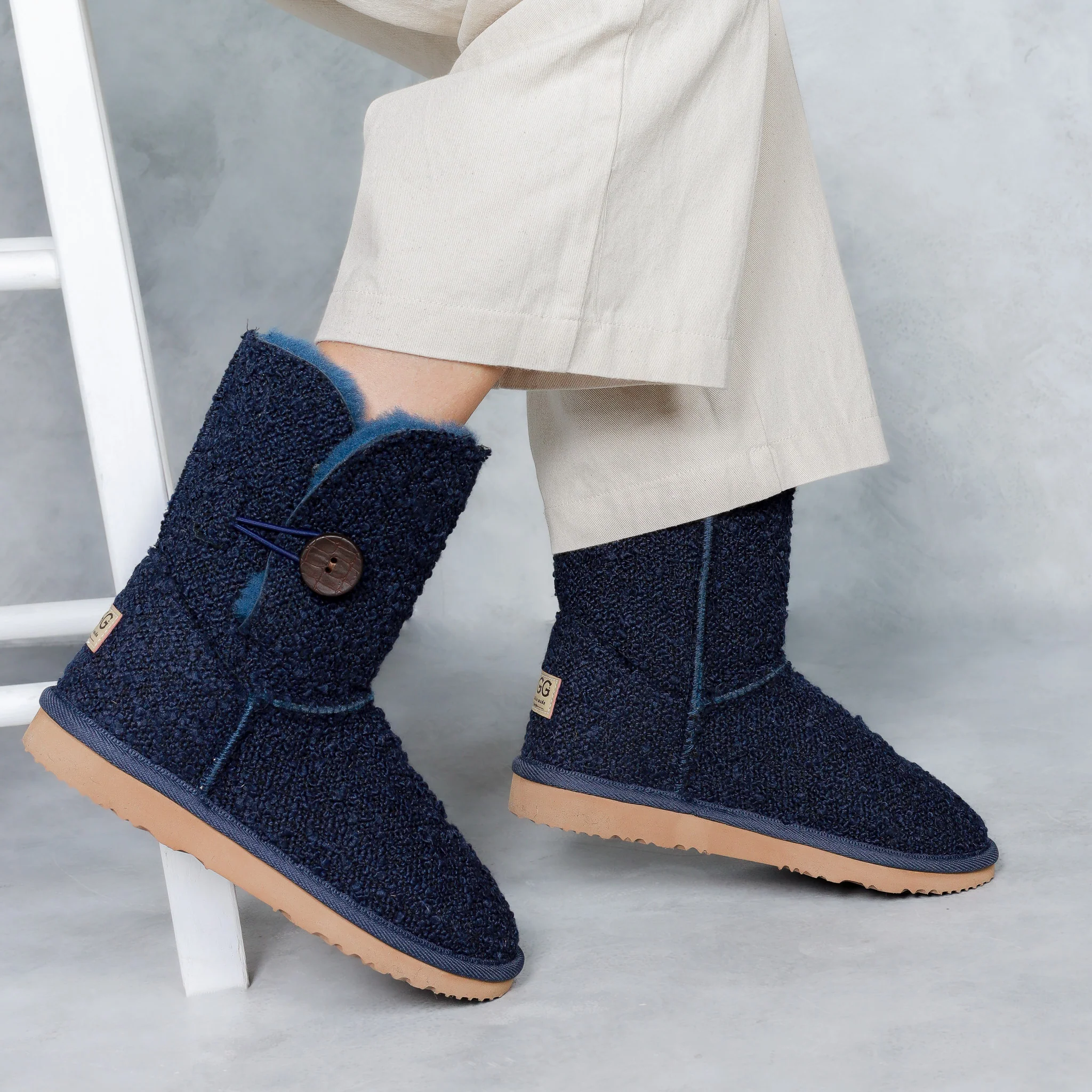 Women's Boucle Button Mid - Image 12