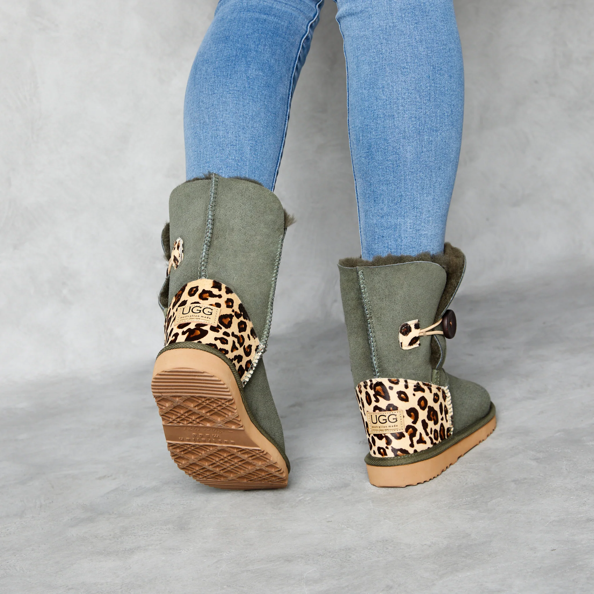 Women's Burleigh Button Mid Baby Leopard - Image 6