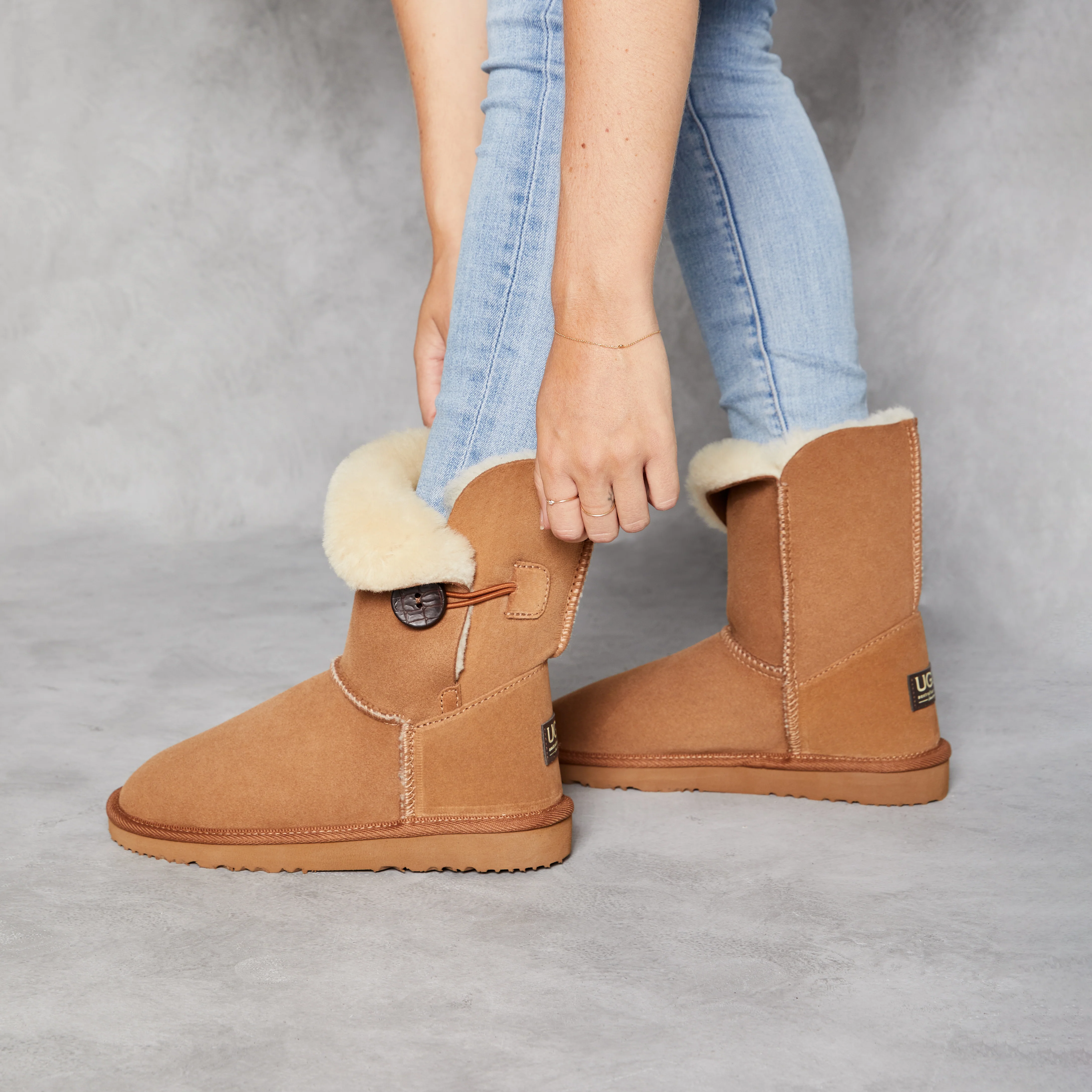 Women's Burleigh Button Mid Natural - Image 8